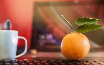 La livraison de fruits au travail